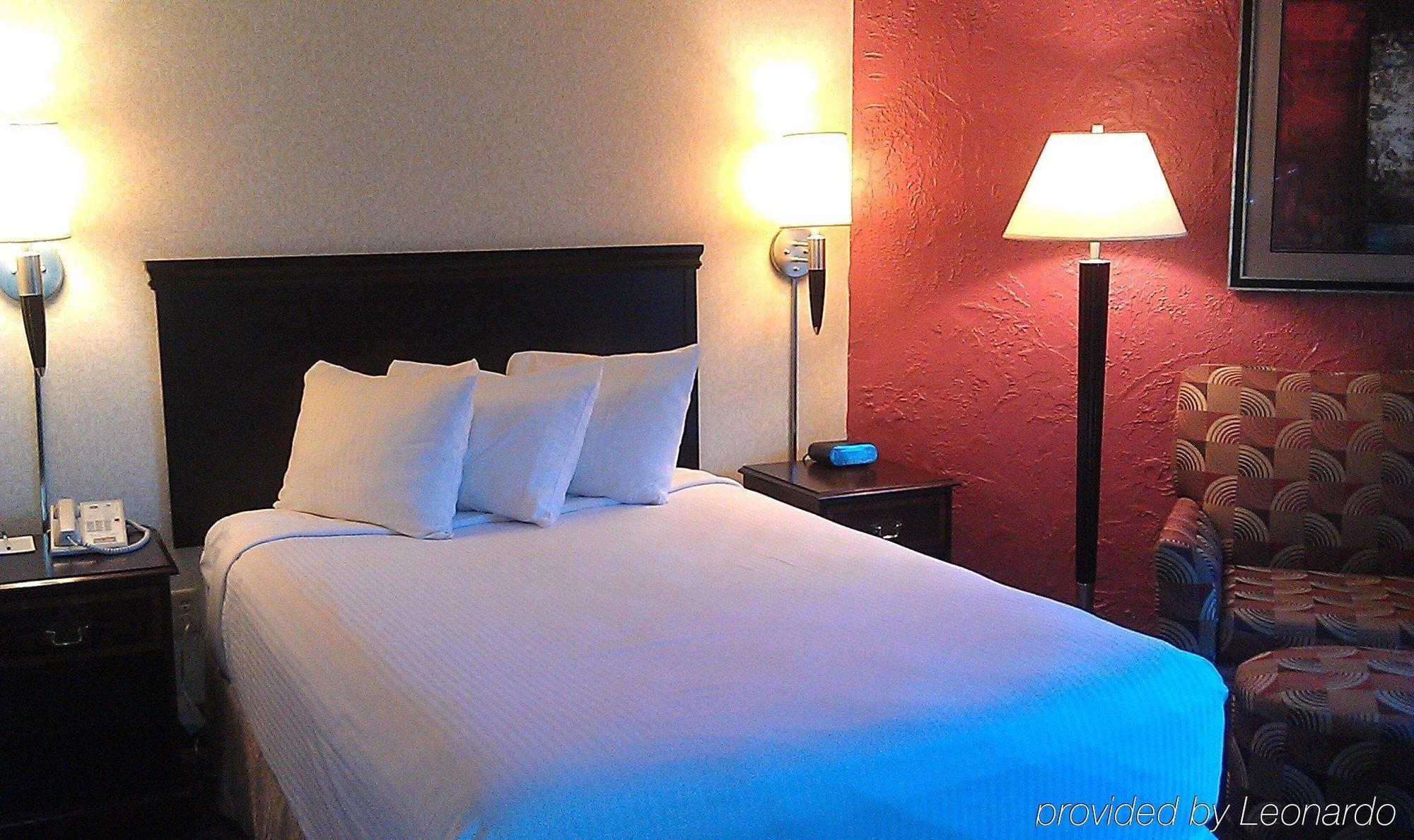 Clock Tower Resort And Conference Center - Rockford Habitación foto